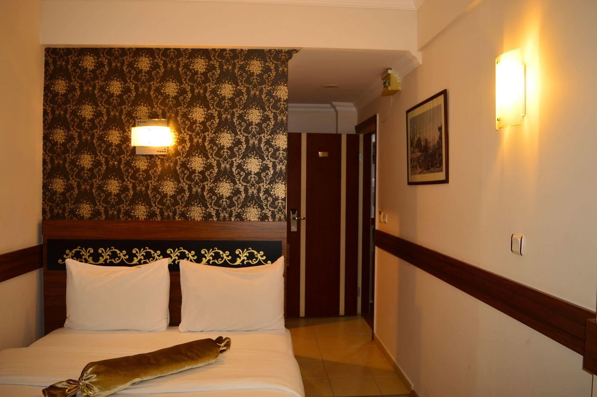 Bern Hotel Стамбул Экстерьер фото